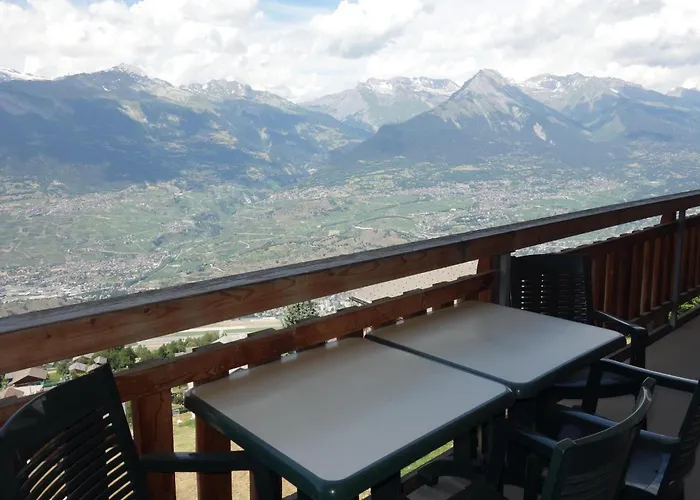 Cosy With Balcony Apartamento Veysonnaz