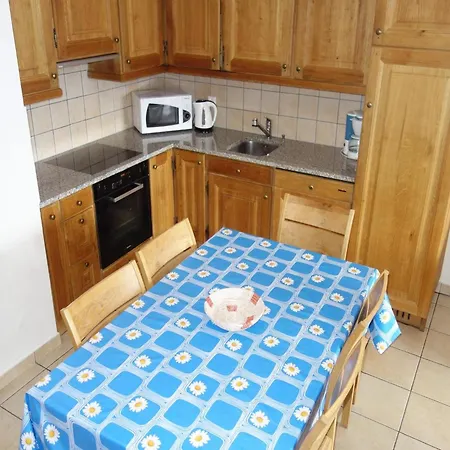 Cosy With Balcony Apartman